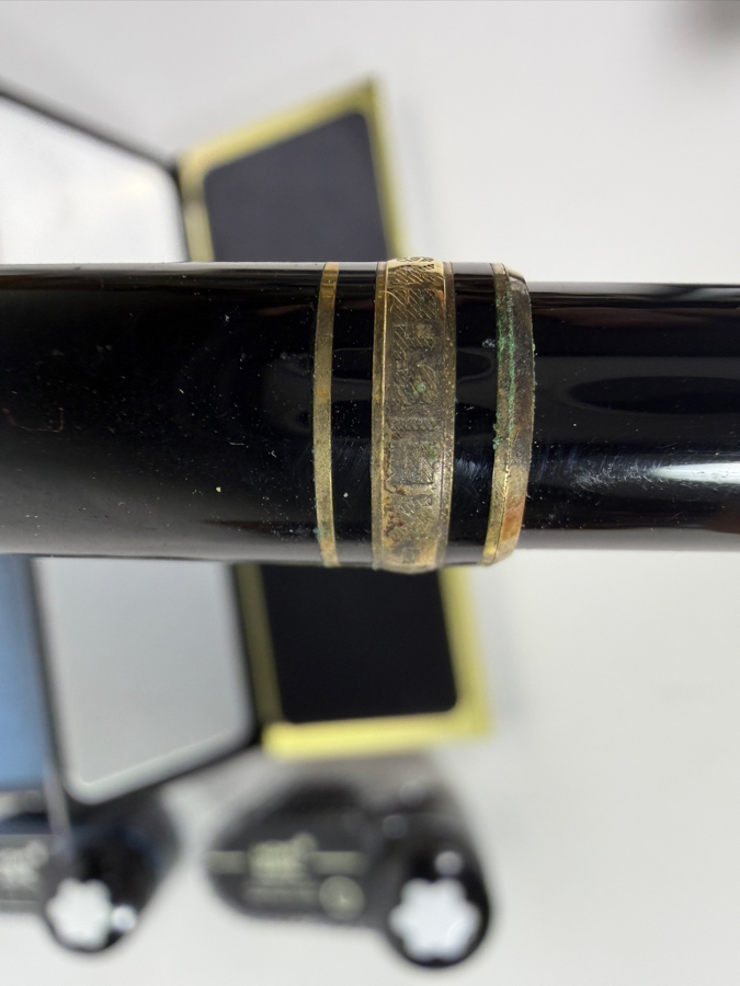 Just Added - Vintage Montblanc Meisterstuck Classique 144 Black And Two-Tone '4810' 14-karat gold Nib Fountain Pen Gift Set Including Two 50ml Ribbed Glass Ink Bottles New In Box Made In Germany [Photo 6]