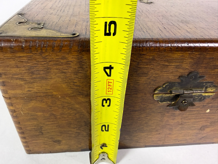 Just Added - Antique Gothic Revival Quarter Sawn Oak Bible Storage Box Or Reliquary Chest Featuring Ornamental Brass Corner Protectors And Central Inlaid Gilt Crucifix Accent 10.5 X 11.5 X 4.5 [Photo 9]
