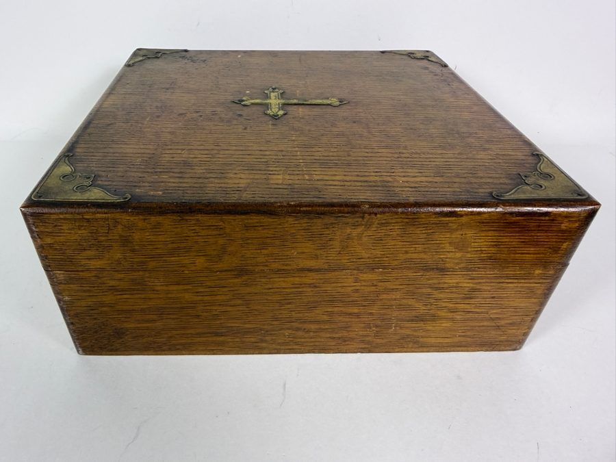Just Added - Antique Gothic Revival Quarter Sawn Oak Bible Storage Box Or Reliquary Chest Featuring Ornamental Brass Corner Protectors And Central Inlaid Gilt Crucifix Accent 10.5 X 11.5 X 4.5 [Photo 5]