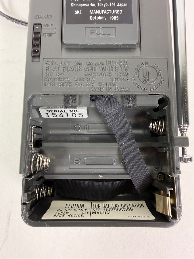 Just Added - Vintage Sony Watchman FD-2A Portable Handheld Black And White Flat Screen CRT Television Mini TV With Original Silver Carrying Pouch Made In Japan [Photo 4]