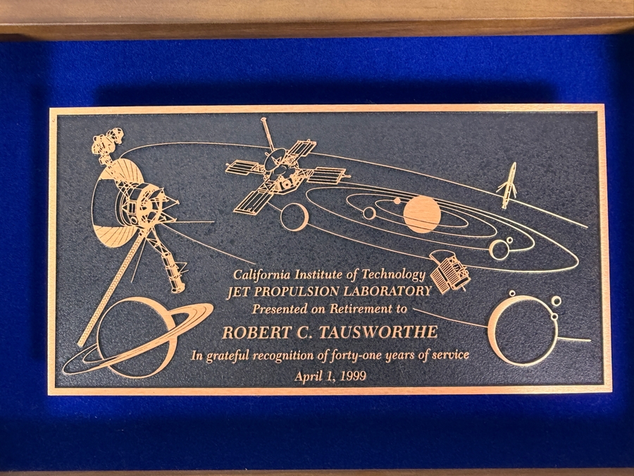 Just Added - California Institute Of Technology Jet Propulsion Laboratory Retirement Presentation Plaque Awarded To Robert C. Tausworthe In Grateful Recognition Of Forty-One Years Of Service [Photo 2]