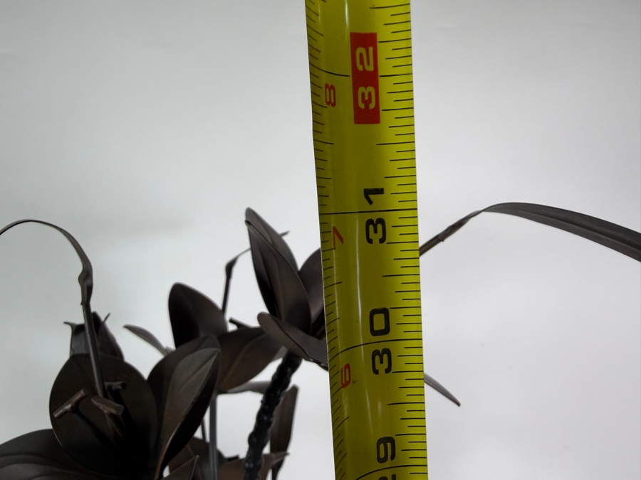 Just Added - Decorative Metal Floral Arrangement 31'H [Photo 5]