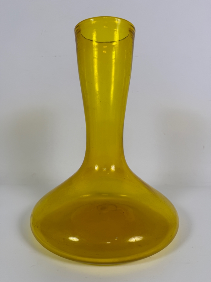 Just Added - Vintage Mid-Century Modern Yellow Art Glass Vase 10.5'H [Photo 3]