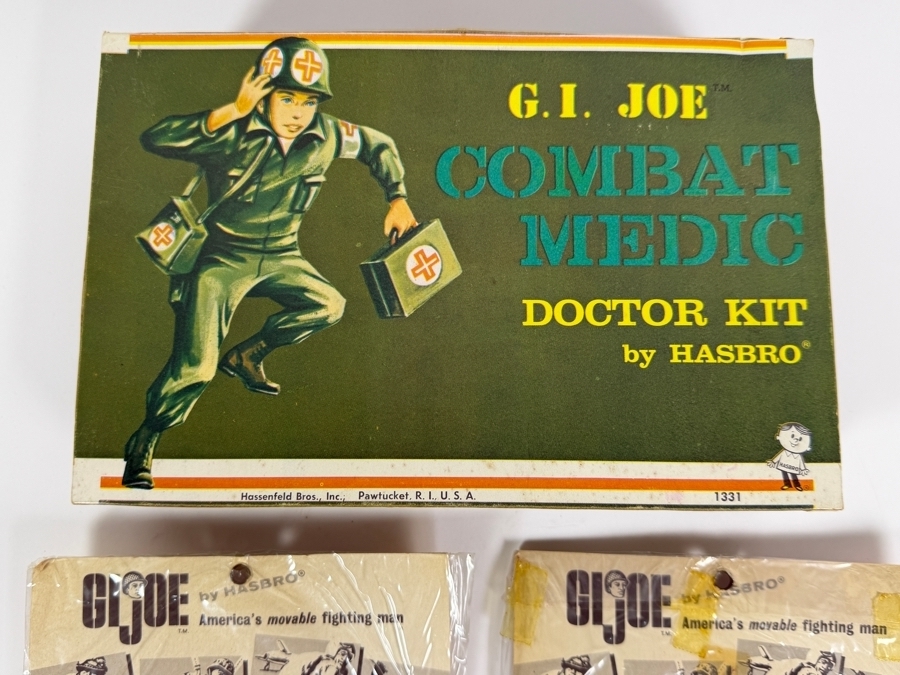 Just Added - Vintage 1964 Hasbro G.I. Joe Combat Medic Doctor Kit (Model #1331) and (2) New Old Stock Hasbro G.I. Joe Action Soldier Accessory Sets [Photo 5]