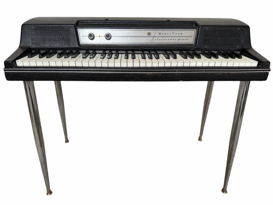 Vintage 1979 Wurlitzer 200A Electric Piano 135435L with Sustain Pedal from Wade Norton's Personal Collection [Photo 11]