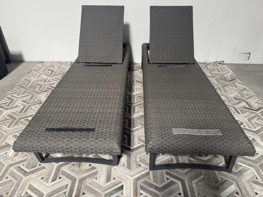Set Of 2 RST Brand Outdoor Patio Resin Wicker Chaise Lounge Chairs 26W X 82L