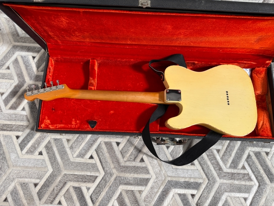Vintage 1967 Fender Transition Telecaster Electric Guitar from Wade Norton's Personal Collection with Purchase Receipt - Appraised by Norman's Rare Guitars in 2011 for $3,500 (Appraisal Included)
 [Photo 16]