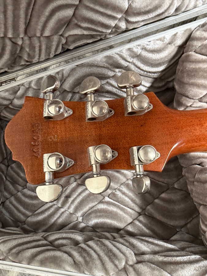 Vintage 1974 BC Rich Seagull Electric Guitar 408033 Famously Used on Stage by a Young Jeff Healey with First-Generation Hardshell Coffin Case from Wade Norton's Personal Collection [Photo 12]