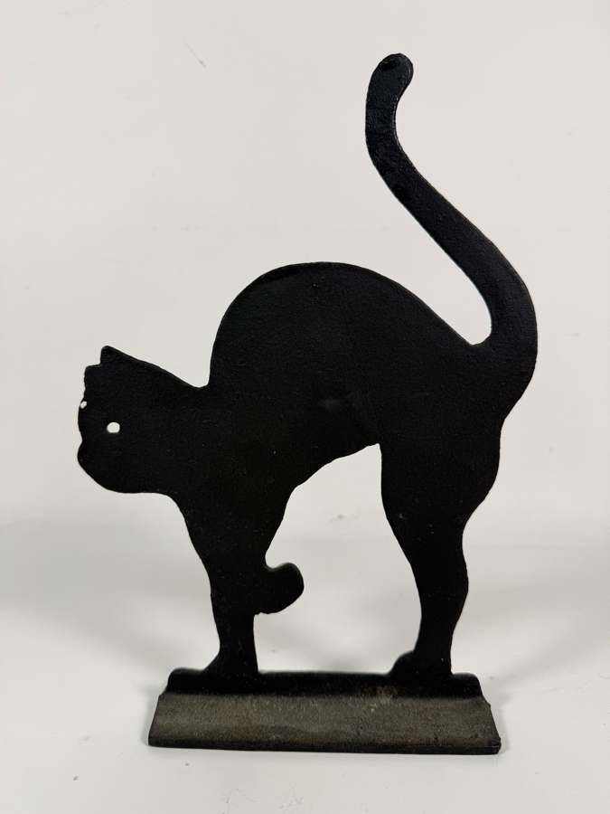 Just Added - Vintage Cast Iron Cat Doorstop 8W X 11.25H [Photo 4]