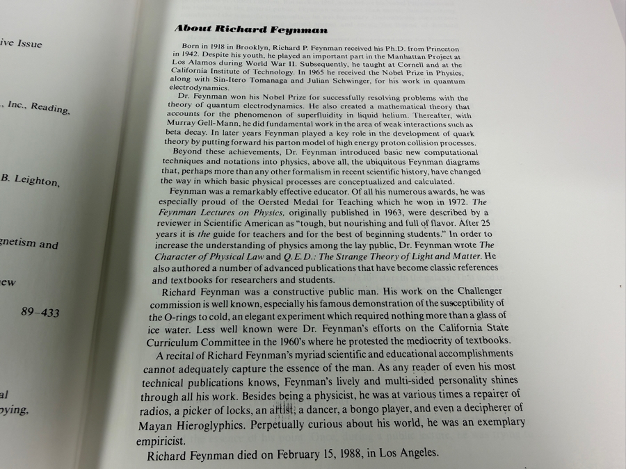 Just Added - Vintage 1989 Commemorative Issue Three-Volume Boxed Hardcover Book Set of The Feynman Lectures on Physics [Photo 7]
