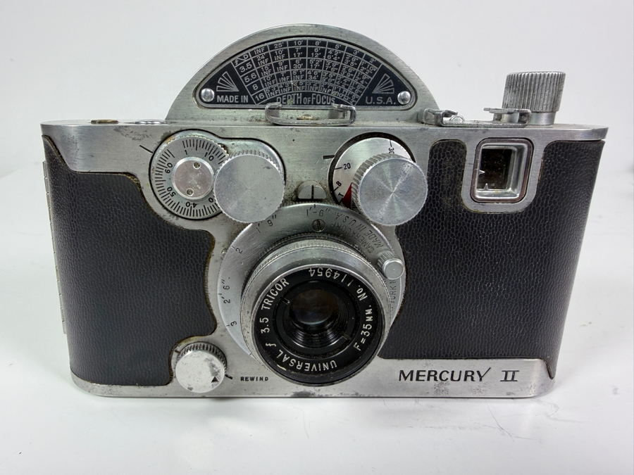 Just Added - Vintage Univex Mercury II (Model CX) Half-Frame 35mm Film Camera Manufactured by the Universal Camera Corp. [Photo 2]