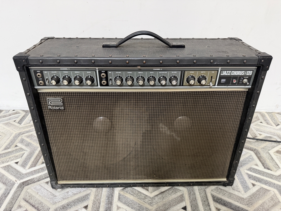 Vintage 1979 Roland JC-120 Jazz Chorus Combo 100065 Solid-State Amplifier from Wade Norton's Personal Collection [Photo 4]