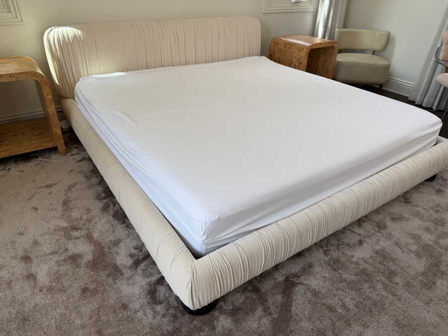 CB2 King Cantar Ivory Velvet Upholstered Bed Frame (Mattress Not Included) [Photo 4]