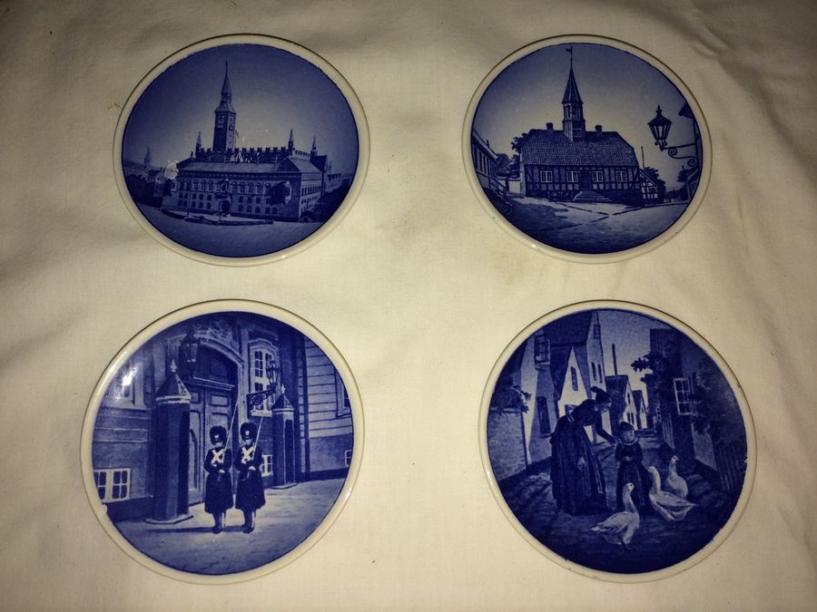 (4) Denmark Small Decorative Plates [Photo 1]