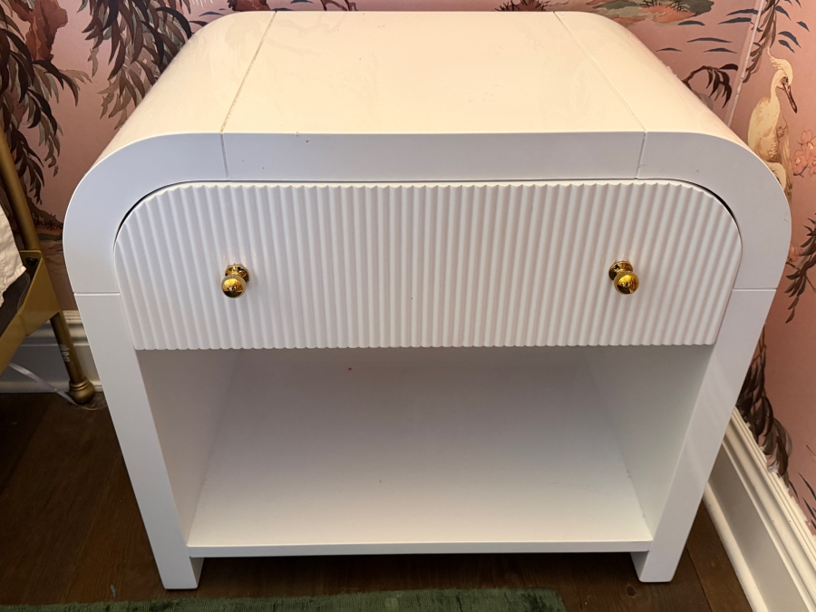 Worlds Away Esther Waterfall Edge Side Table with Fluted Drawer - White Lacquer 30'W x 18'D x 26.5'H Retail $970
