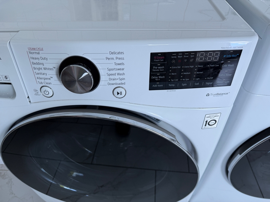 LG ThinQ Smart Front-Load Laundry Suite Featuring the LG WM4000HWA Washer and Matching LG DLGX4001W Gas Dryer Retails $1,800 [Photo 5]