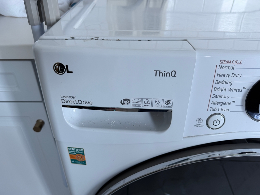 LG ThinQ Smart Front-Load Laundry Suite Featuring the LG WM4000HWA Washer and Matching LG DLGX4001W Gas Dryer Retails $1,800 [Photo 4]