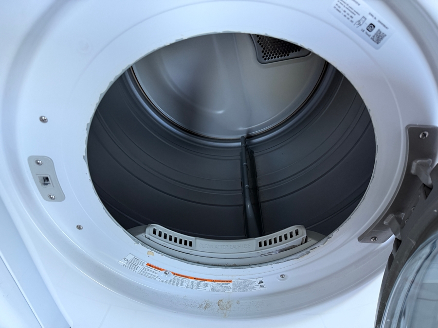 LG ThinQ Smart Front-Load Laundry Suite Featuring the LG WM4000HWA Washer and Matching LG DLGX4001W Gas Dryer Retails $1,800 [Photo 8]