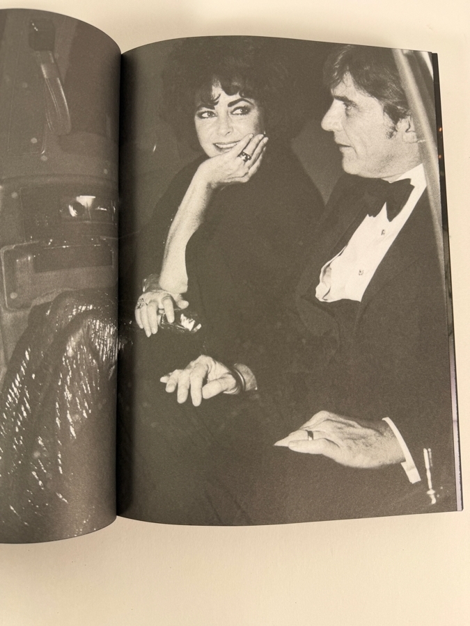 Celebrity Photography Hardcover Book Icons by Oscar by Renowned Photojournalist Oscar Abolafia Retails $45.00 [Photo 6]