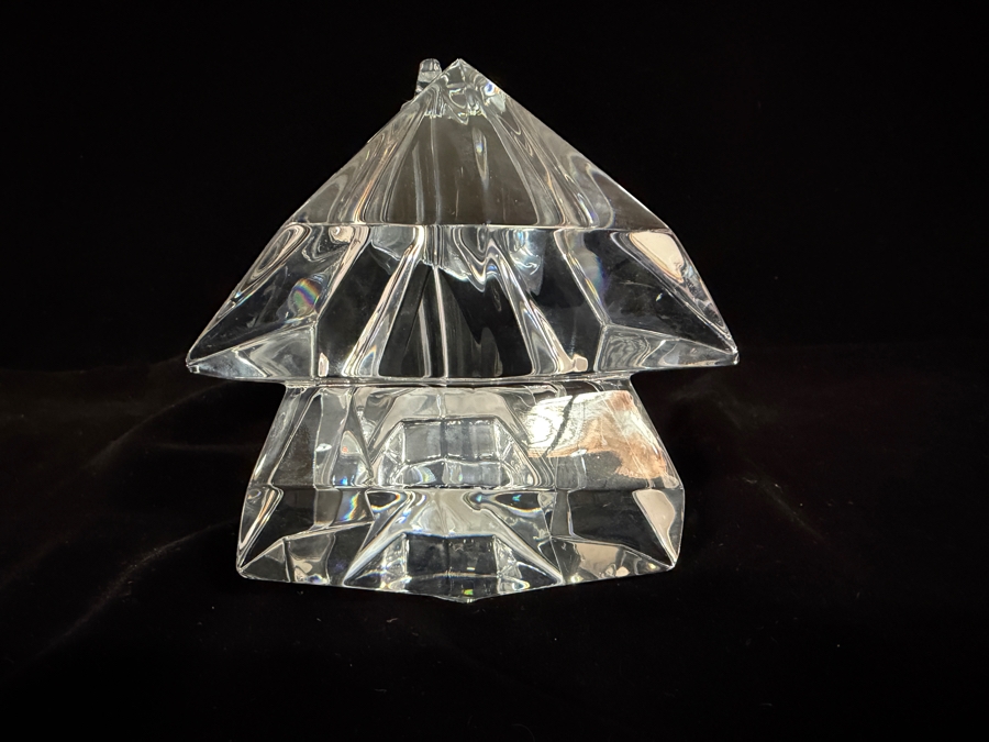 Baccarat Crystal Origami Rooster Figurine 6'W X 4.25'D X 5.25'H Retails $630 [Photo 6]