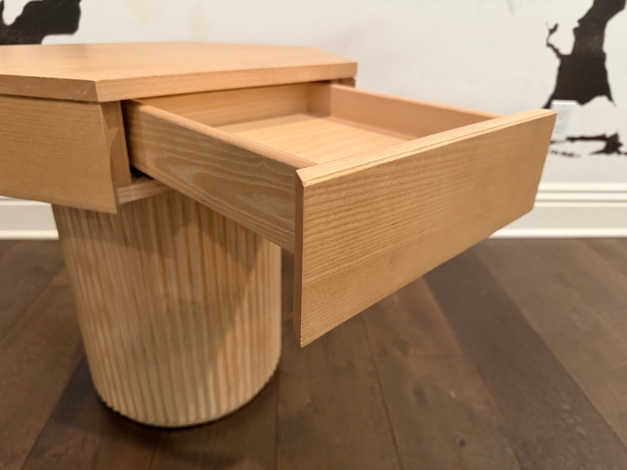 Wooden Pedestal Nightstand with Drawer 24'W X 18'D X 22'H [Photo 6]