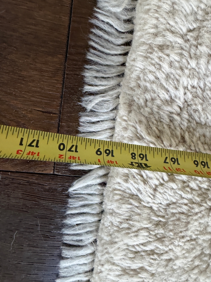 Woven Area Rug 122' X 170' [Photo 10]
