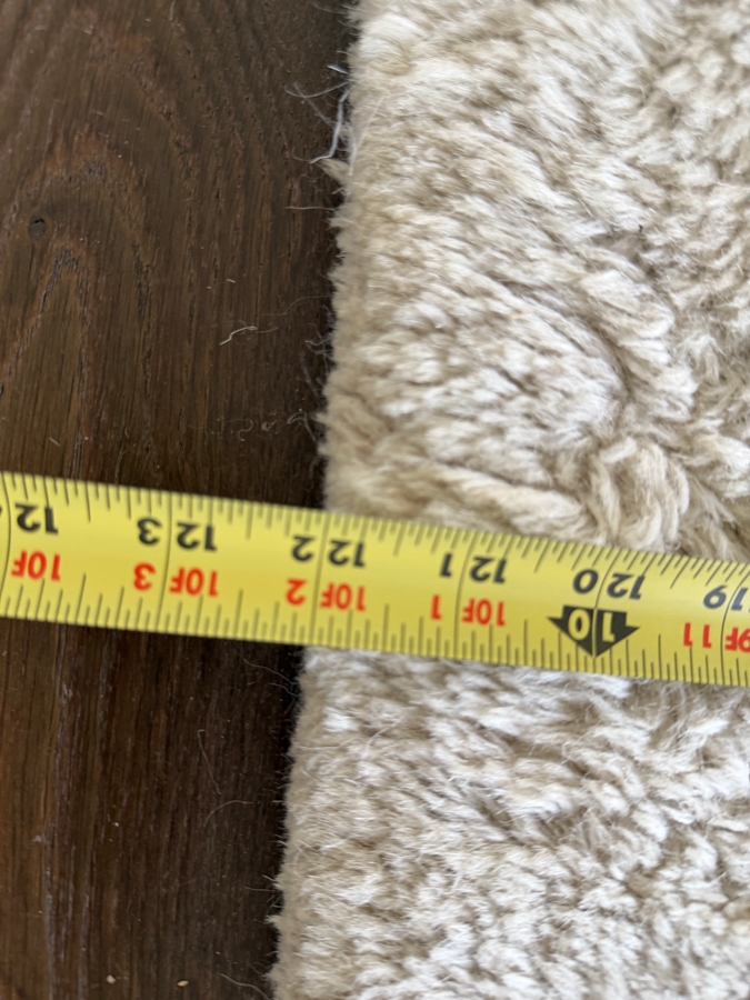 Woven Area Rug 122' X 170' [Photo 9]