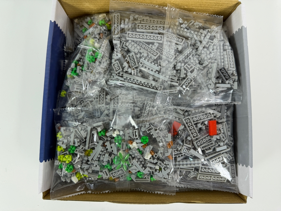 Just Added - New Paris Eiffel Tower Building Blocks Set [Photo 4]