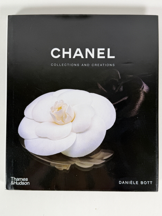 Just Added - Hardcover Book Chanel: Collections and Creations Published by Thames & Hudson [Photo 2]