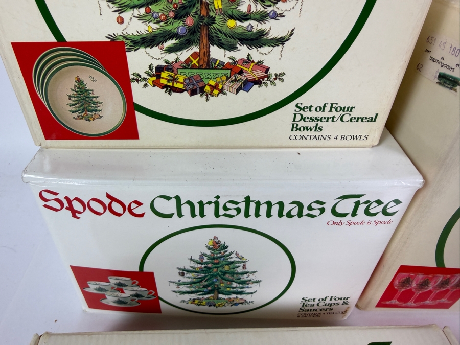 Just Added - Lot of Spode Christmas Tree Plates, Bowls, Glasses and Cups [Photo 8]