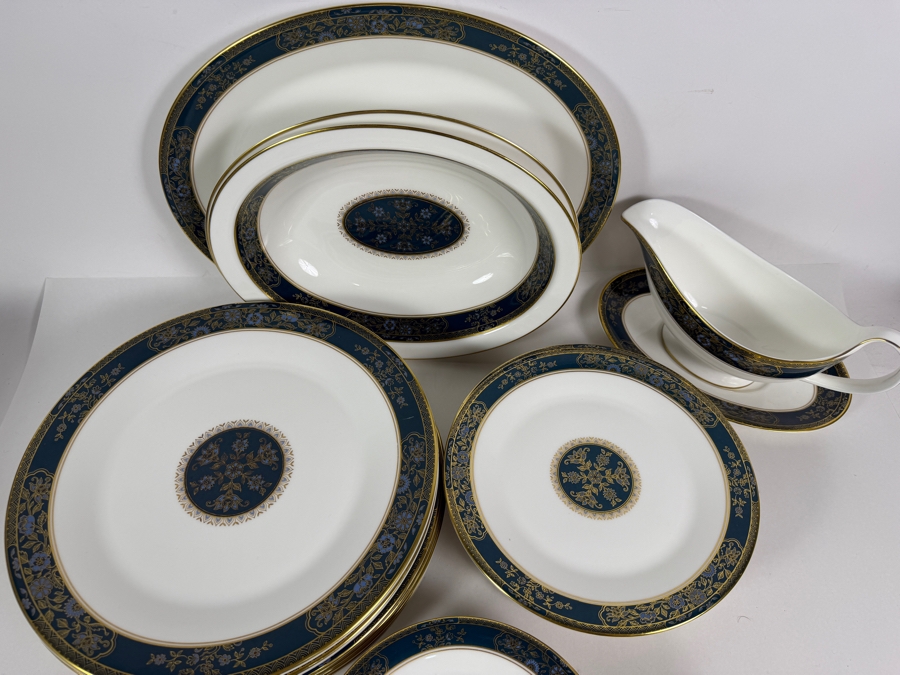 Just Added - Royal Doulton English Fine Bone China Set Carlyle Pattern H 5018 [Photo 6]