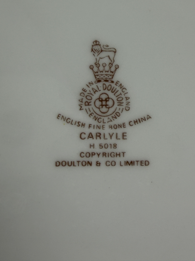 Just Added - Royal Doulton English Fine Bone China Set Carlyle Pattern H 5018 [Photo 7]