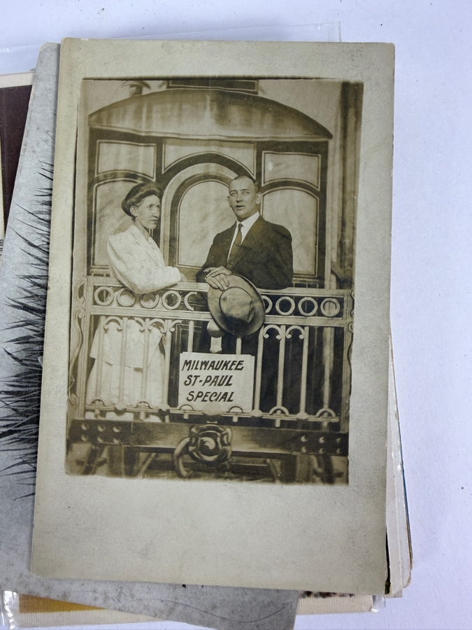 Just Added - Collection of Antique / Vintage Postcards [Photo 21]