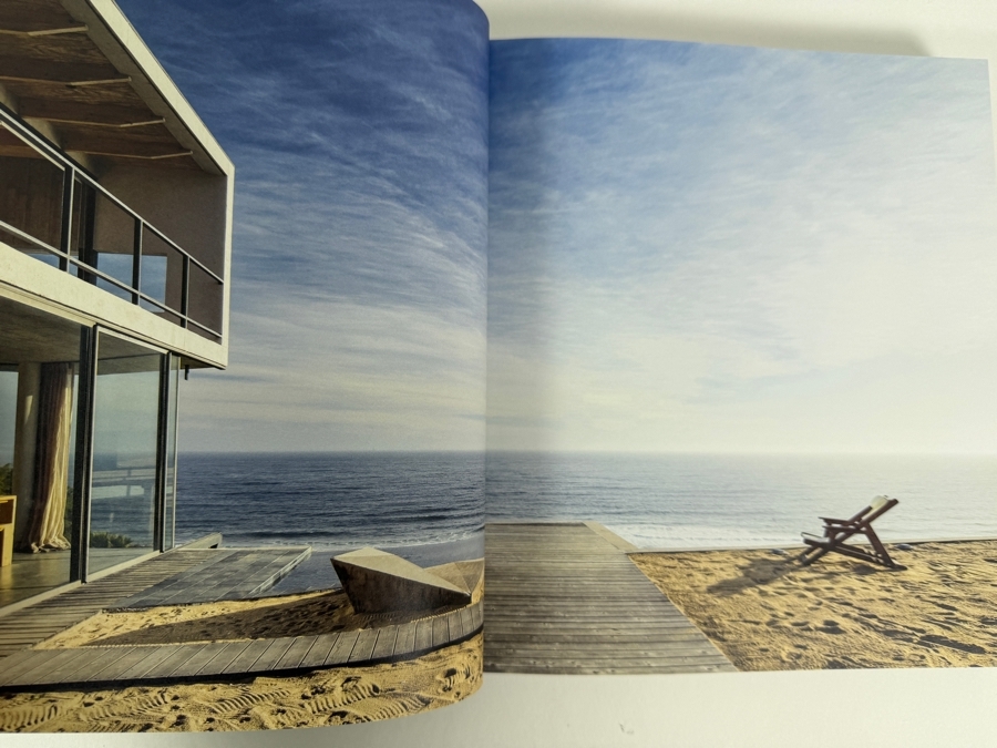 Just Added - Hardcover Book Beautiful Beach Houses: Living in Stunning Coastal Escapes [Photo 3]