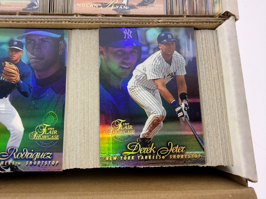 Collection of Vintage MBL Baseball Trading Cards Including MLB Rookie Cards - See Photos for Small Sampling [Photo 5]