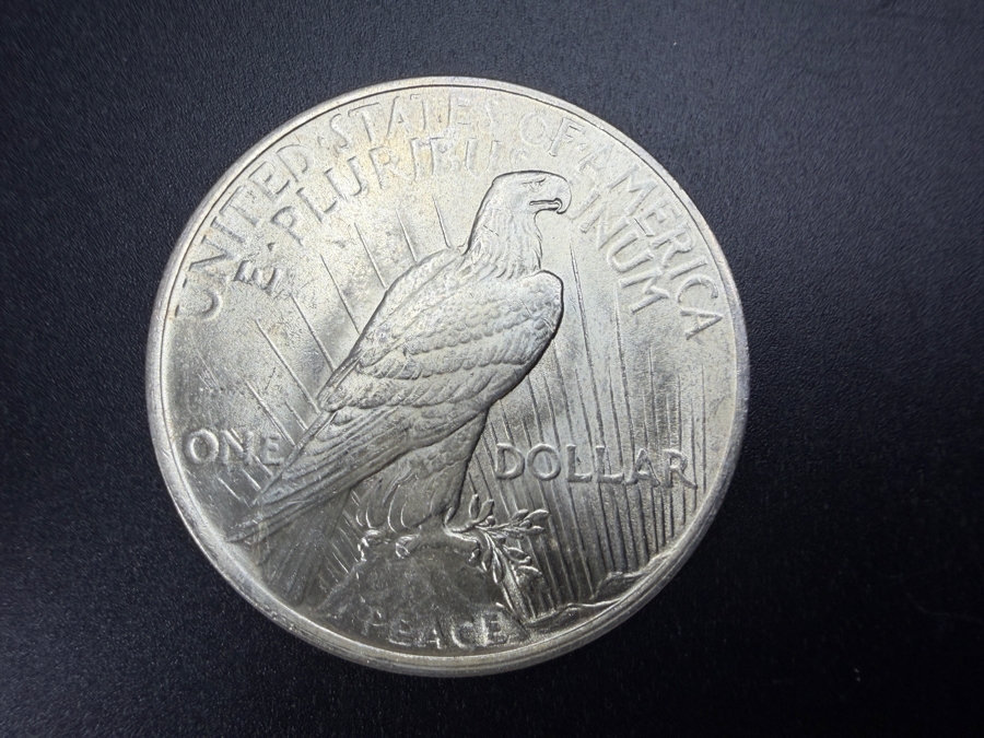1922 Brilliant Uncirculated Peace Silver Dollar [Photo 3]