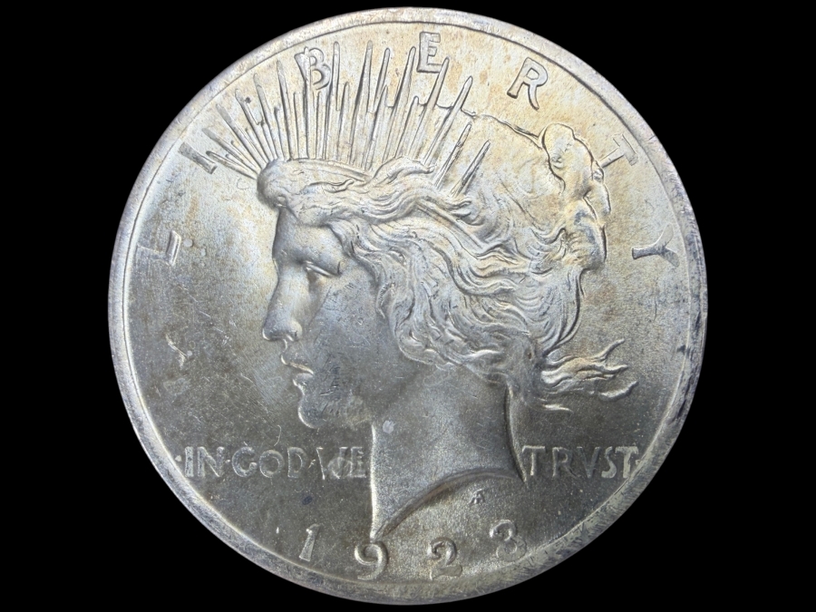 1922 Brilliant Uncirculated Peace Silver Dollar
