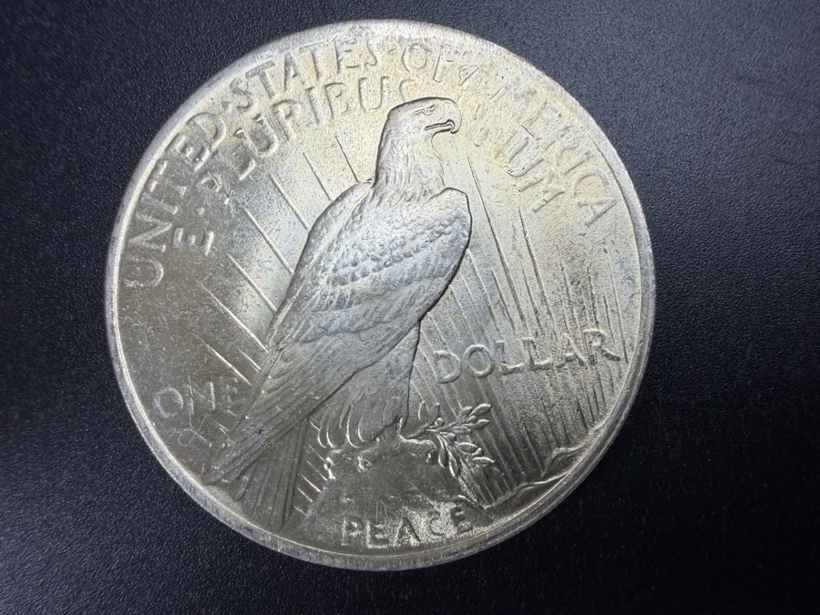 1922 Brilliant Uncirculated Peace Silver Dollar [Photo 3]