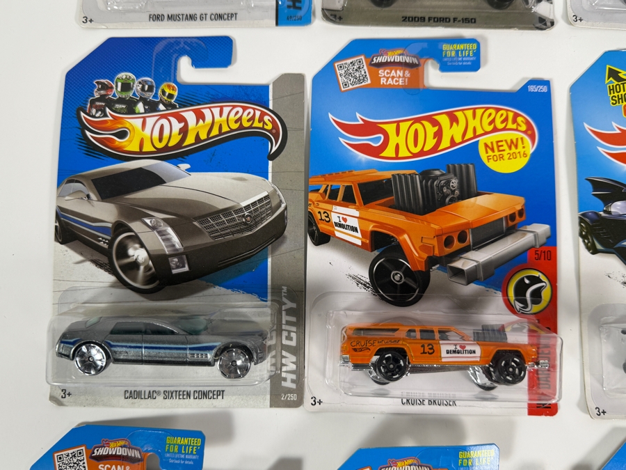 Just Added - (15) Vintage Hot Wheels Diecast Cars New in Packaging [Photo 5]