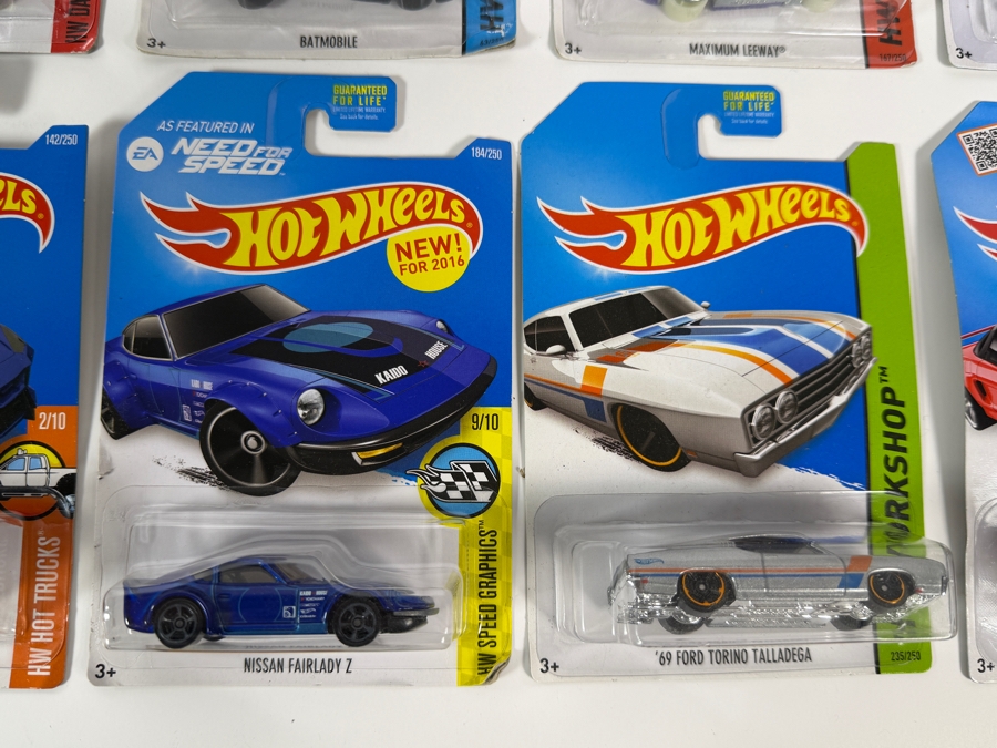 Just Added - (15) Vintage Hot Wheels Diecast Cars New in Packaging [Photo 9]