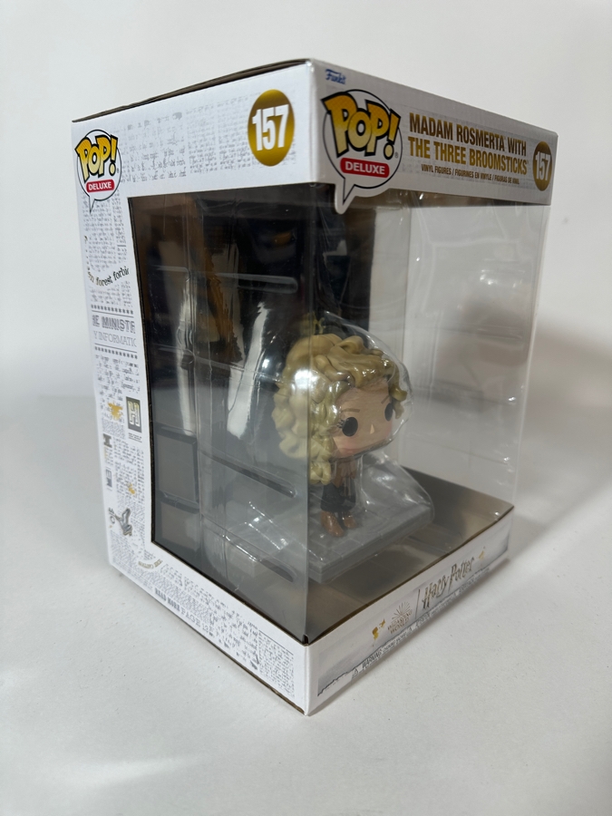 Funko Pop! Deluxe Harry Potter Madam Rosmerta With The Three Broomsticks Vinyl Figure #157 [Photo 3]