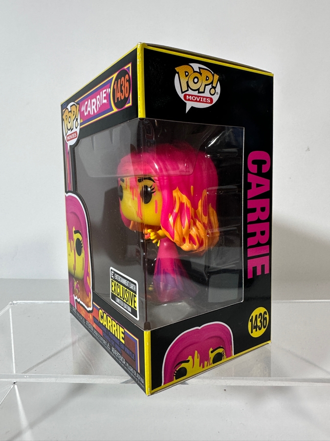 Funko Pop! Movies Carrie (Black Light) Entertainment Earth Exclusive Vinyl Figure #1436 [Photo 2]