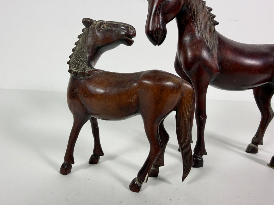 Vintage Chinese Pair Of Hand Carved Hardwood Standing Horse Sculptures With Inlaid Eyes 7.5W X 7H [Photo 5]