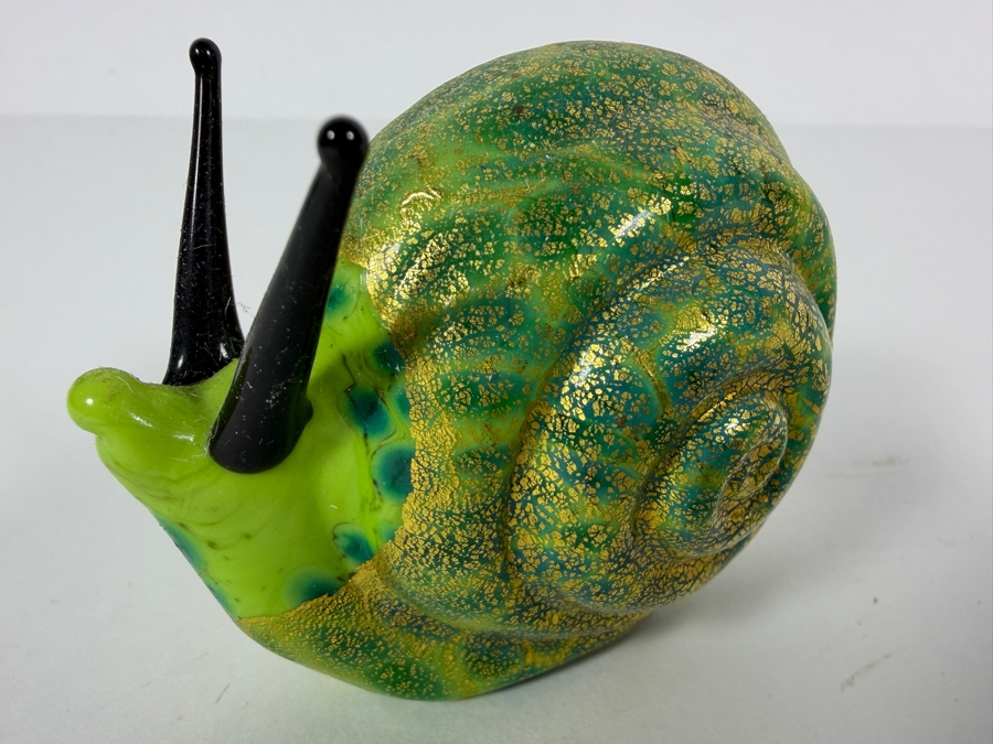 Italian Vetro Artistico Murano Green And Gold Aventurine Flecked Art Glass Snail Figurine 2.5H [Photo 2]