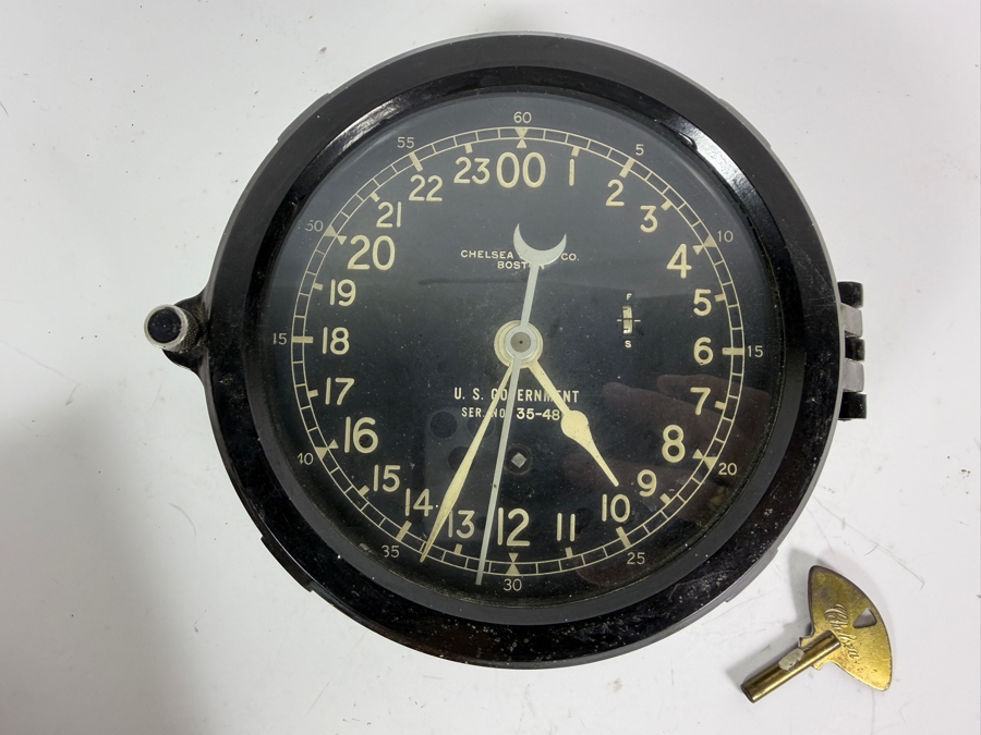 WWII Era Chelsea Clock Co Boston US Government 24 Hour Black Phenolic Deck Engine Room Clock With Key Working 7.75W [Photo 2]