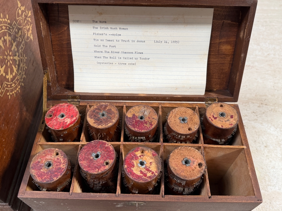 Working Antique Autophone Co Concert Roller Organ Hand Crank Cylinder Mechanical Music Box With Cased Wooden Cobs Set - Total of 10 Music Rolls 17W X 15D X 13H [Photo 6]