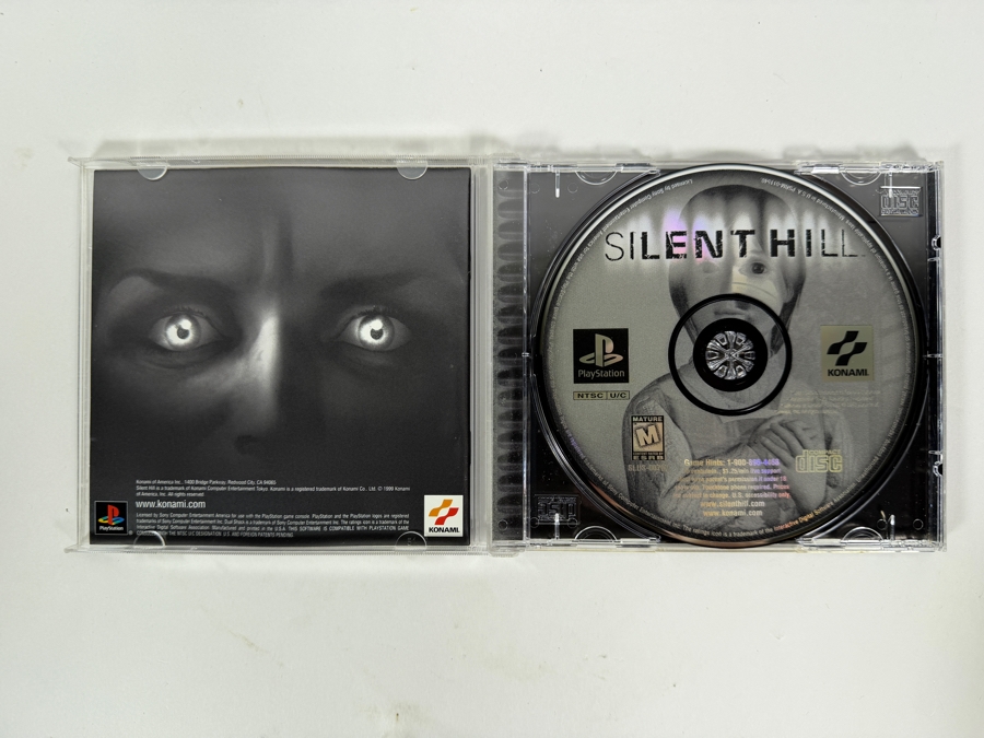 Silent Hill Sony PlayStation 1 PS1 Original Black Label Jewel Case Edition Complete In Box CIB Vintage Survival Horror Video Game SLUS-00707 Estimate $250 - $350 [Photo 2]