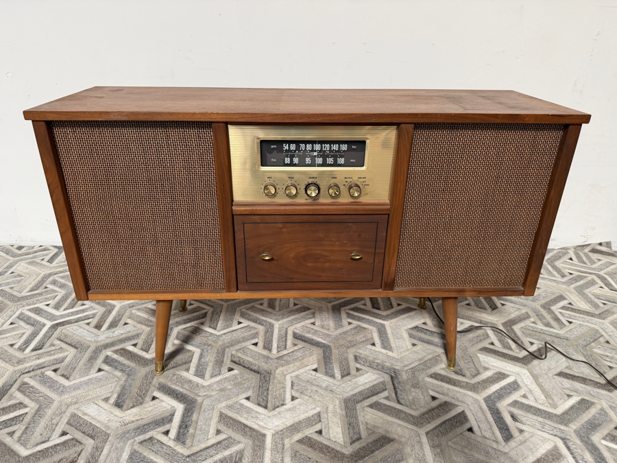 Mid Century Modern Walnut Tube Amplifier AM FM Radio Receiver Stereo Console On Tapered Legs - Needs Servicing 48W X 16D X 29.5H [Photo 2]