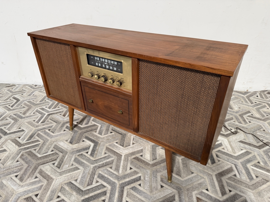 Mid Century Modern Walnut Tube Amplifier AM FM Radio Receiver Stereo Console On Tapered Legs - Needs Servicing 48W X 16D X 29.5H [Photo 6]