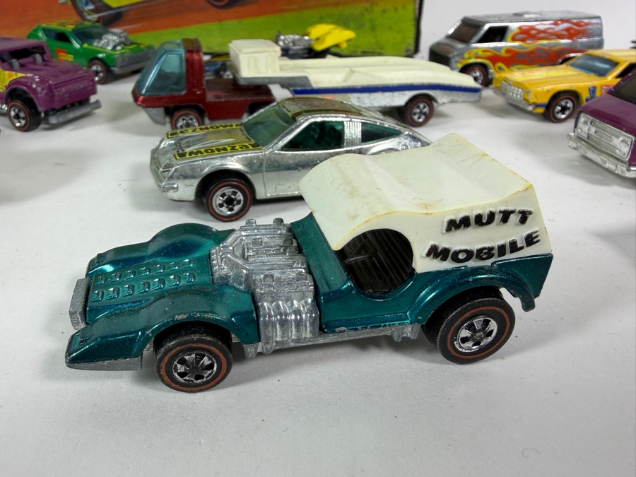 Just Added - Vintage Mattel Hot Wheels Redlines Cars Early Collection with Original 1969 Vinyl Collector's Race Case Storage Box - See Photos [Photo 13]